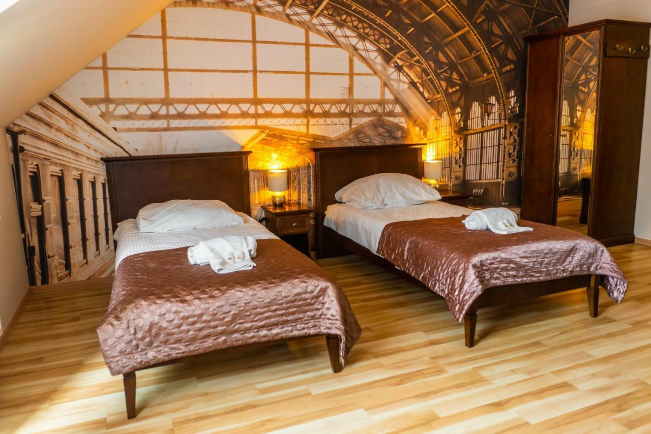 Dworek Helena Biała Podlaska Extérieur photo